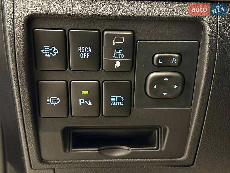Внедорожник / Кроссовер Toyota Land Cruiser 2020 в Киеве
