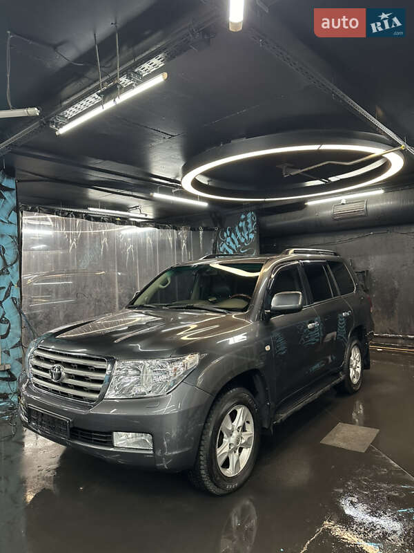 Внедорожник / Кроссовер Toyota Land Cruiser 2010 в Киеве фото 2 Внедорожник / Кроссовер Toyota Land Cruiser 2010 в Киеве