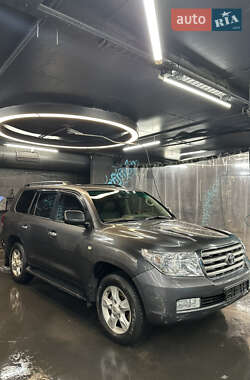Внедорожник / Кроссовер Toyota Land Cruiser 2010 в Киеве