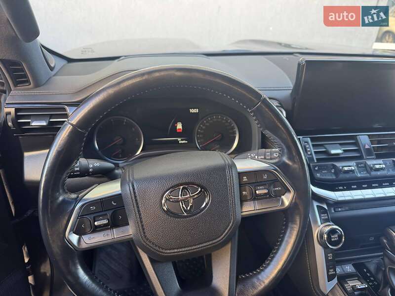 Внедорожник / Кроссовер Toyota Land Cruiser 2022 в Львове фото 14 Внедорожник / Кроссовер Toyota Land Cruiser 2022 в Львове