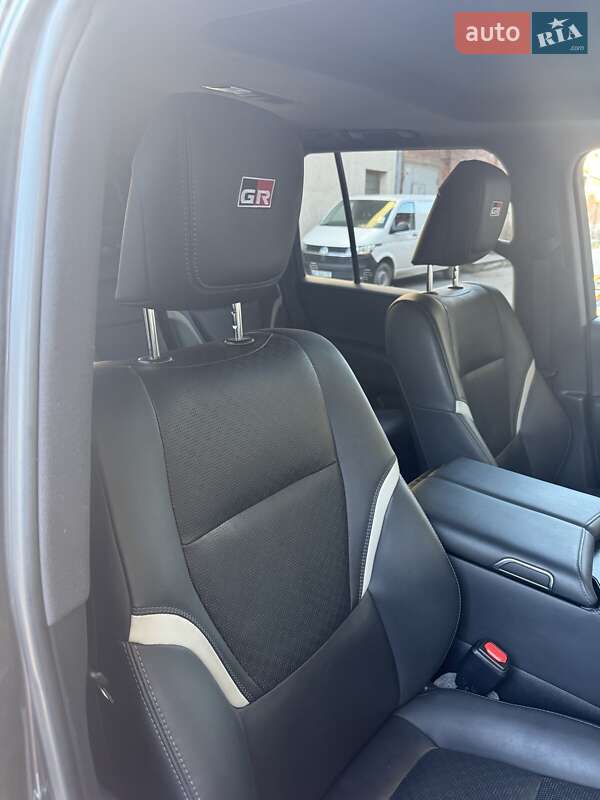 Внедорожник / Кроссовер Toyota Land Cruiser 2022 в Львове фото 29 Внедорожник / Кроссовер Toyota Land Cruiser 2022 в Львове