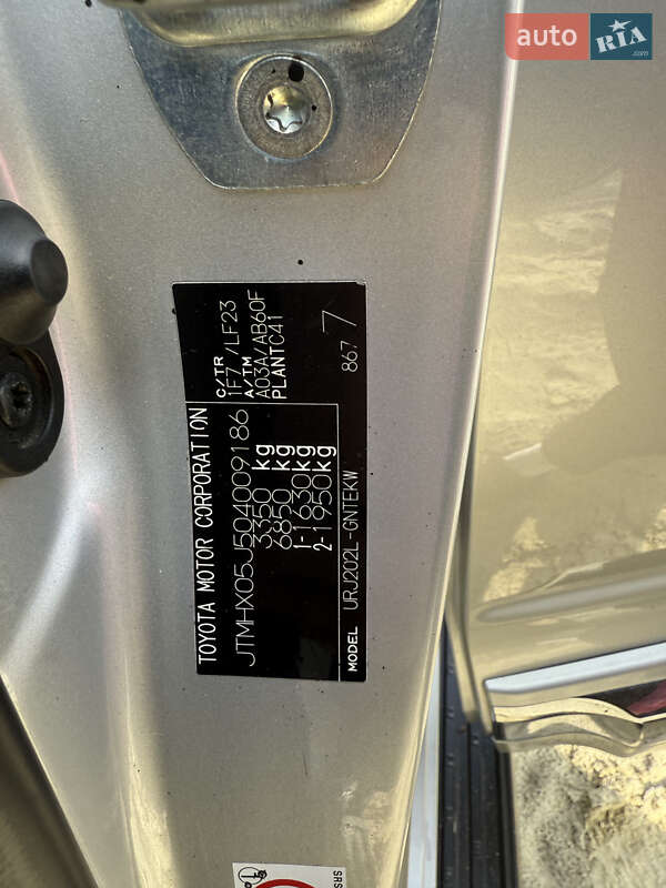 Внедорожник / Кроссовер Toyota Land Cruiser 2012 в Харькове