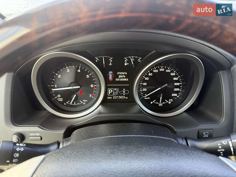 Внедорожник / Кроссовер Toyota Land Cruiser 2012 в Харькове