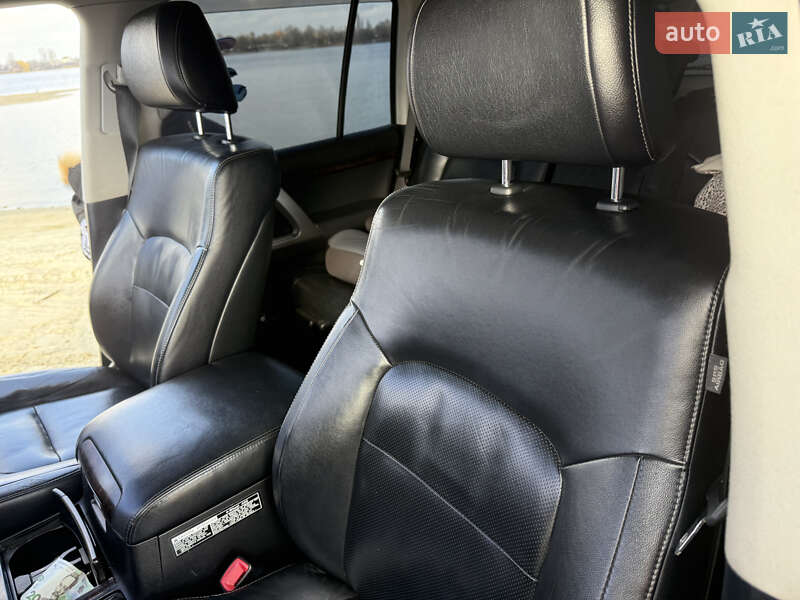Внедорожник / Кроссовер Toyota Land Cruiser 2012 в Харькове