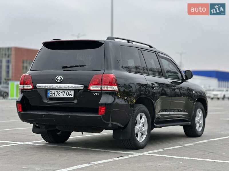 Внедорожник / Кроссовер Toyota Land Cruiser 2010 в Одессе фото 22 Внедорожник / Кроссовер Toyota Land Cruiser 2010 в Одессе