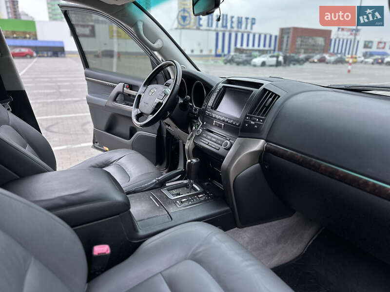 Внедорожник / Кроссовер Toyota Land Cruiser 2010 в Одессе фото 49 Внедорожник / Кроссовер Toyota Land Cruiser 2010 в Одессе