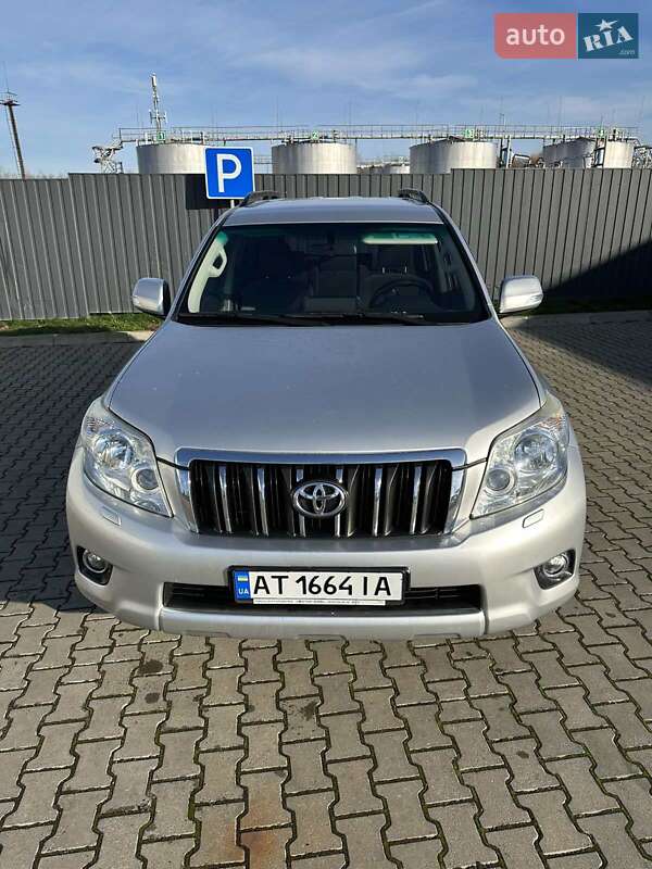 Внедорожник / Кроссовер Toyota Land Cruiser 2012 в Коломые фото 12 Внедорожник / Кроссовер Toyota Land Cruiser 2012 в Коломые