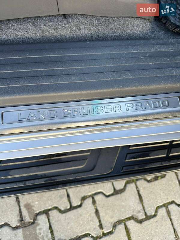 Внедорожник / Кроссовер Toyota Land Cruiser 2012 в Коломые фото 23 Внедорожник / Кроссовер Toyota Land Cruiser 2012 в Коломые
