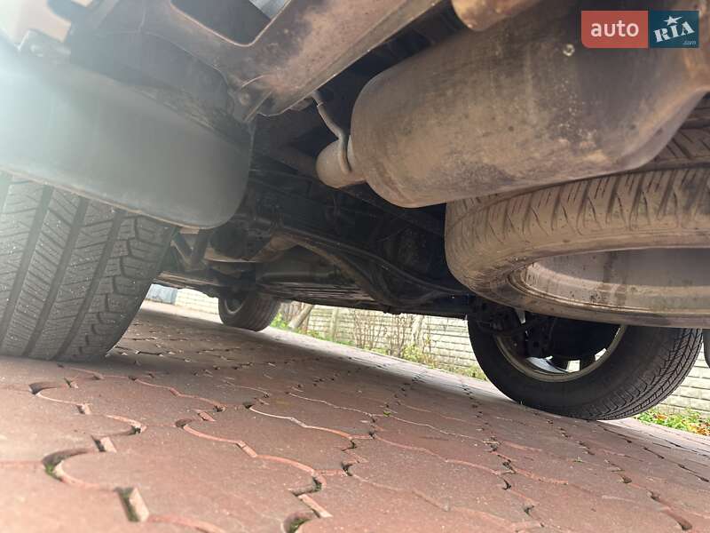 Внедорожник / Кроссовер Toyota Land Cruiser 2017 в Виннице фото 50 Внедорожник / Кроссовер Toyota Land Cruiser 2017 в Виннице