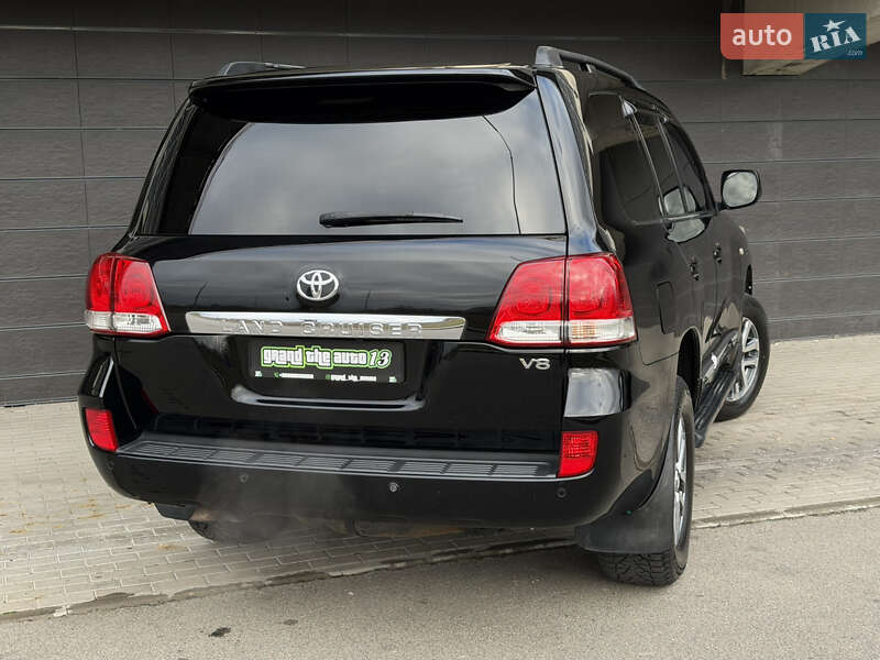 Внедорожник / Кроссовер Toyota Land Cruiser 2010 в Киеве