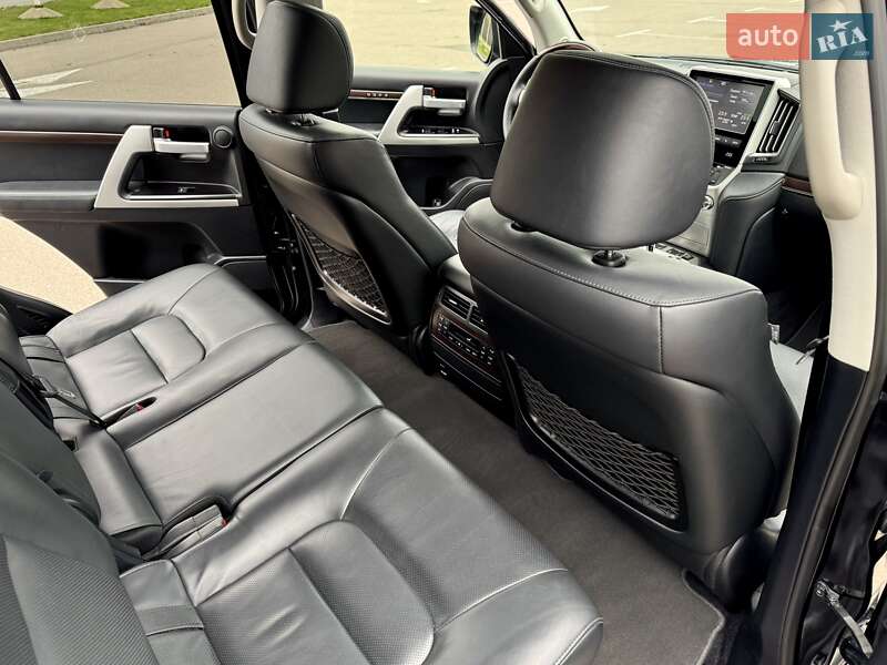 Позашляховик / Кросовер Toyota Land Cruiser 2018 в Києві