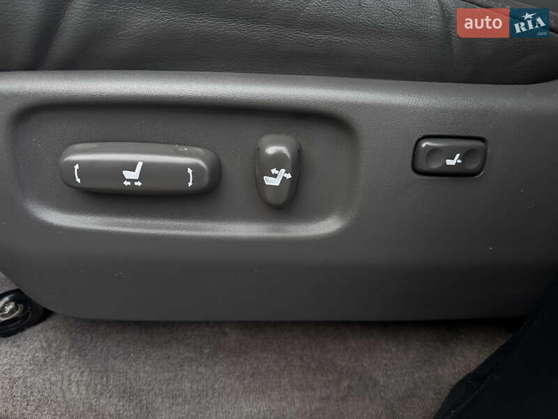 Позашляховик / Кросовер Toyota Land Cruiser 2010 в Мукачевому фото 46 Позашляховик / Кросовер Toyota Land Cruiser 2010 в Мукачевому