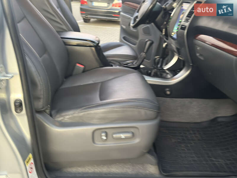 Внедорожник / Кроссовер Toyota Land Cruiser 2007 в Ивано-Франковске фото 35 Внедорожник / Кроссовер Toyota Land Cruiser 2007 в Ивано-Франковске