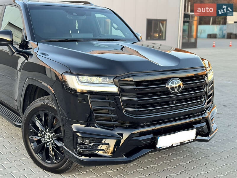 Внедорожник / Кроссовер Toyota Land Cruiser 2021 в Мукачево