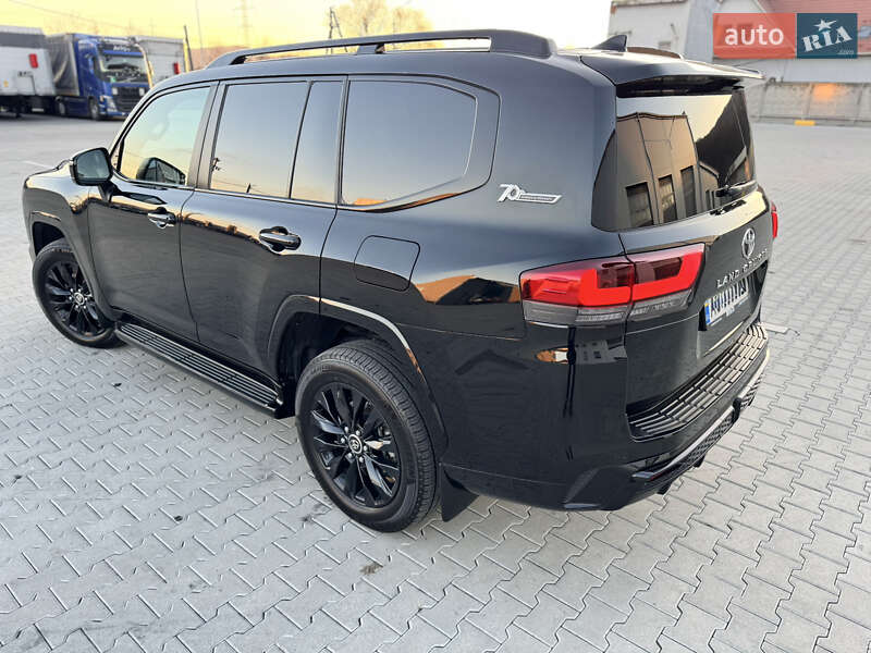 Внедорожник / Кроссовер Toyota Land Cruiser 2021 в Мукачево