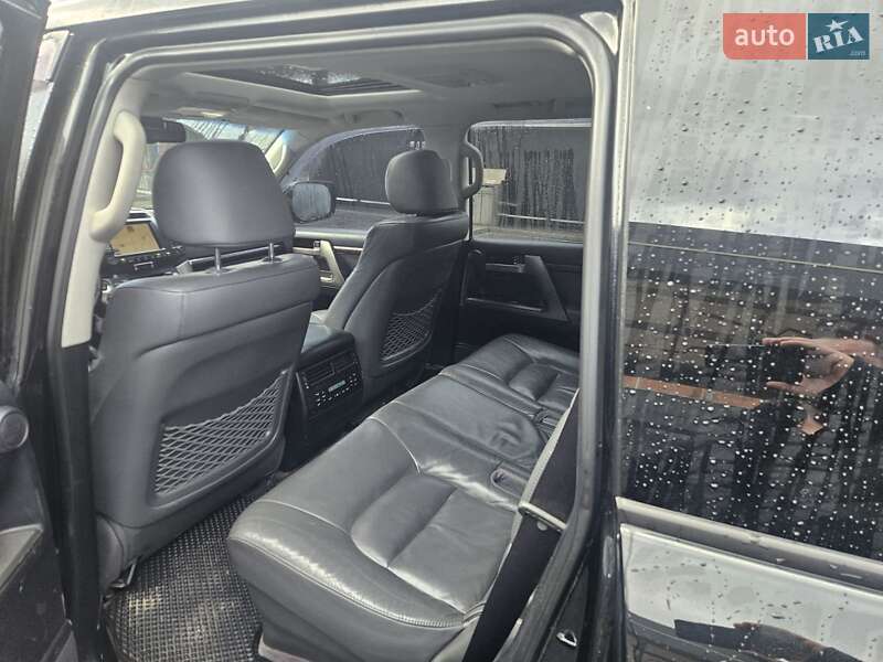 Позашляховик / Кросовер Toyota Land Cruiser 2010 в Добрянському