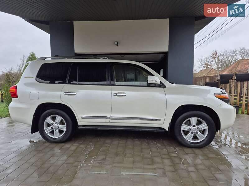 Внедорожник / Кроссовер Toyota Land Cruiser 2014 в Берегово