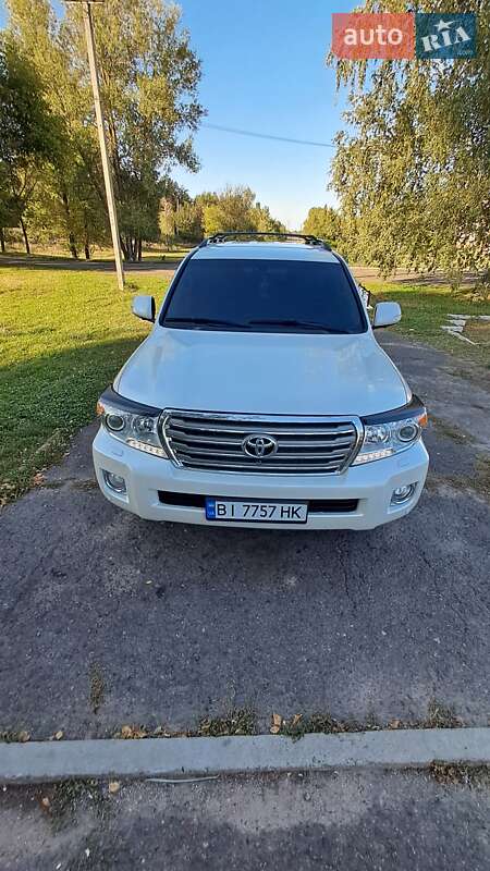 Внедорожник / Кроссовер Toyota Land Cruiser 2012 в Полтаве фото 5 Внедорожник / Кроссовер Toyota Land Cruiser 2012 в Полтаве