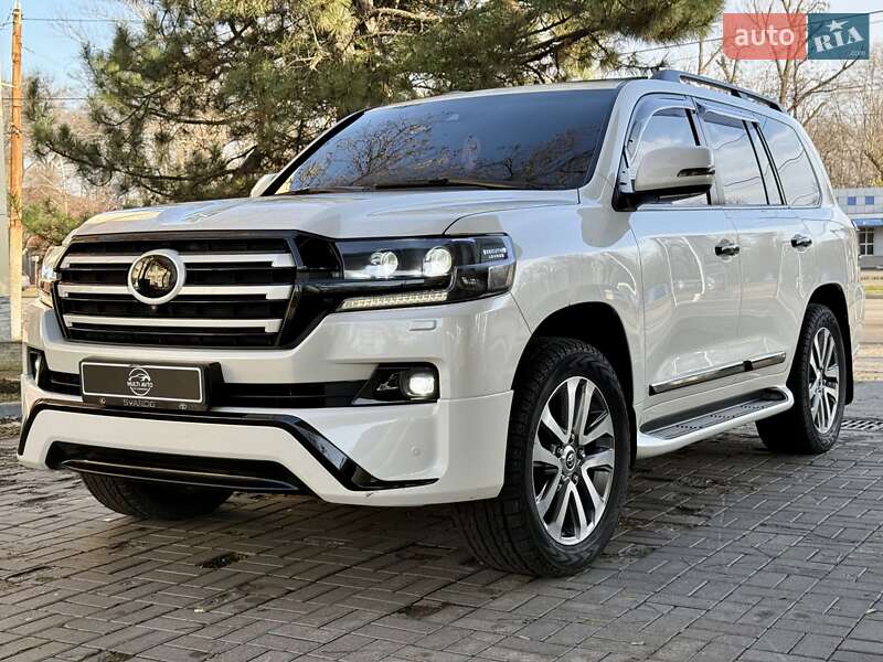 Позашляховик / Кросовер Toyota Land Cruiser 2017 в Дніпрі