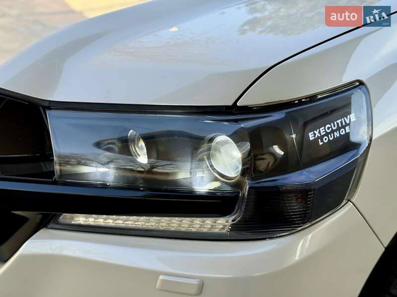 Позашляховик / Кросовер Toyota Land Cruiser 2017 в Дніпрі