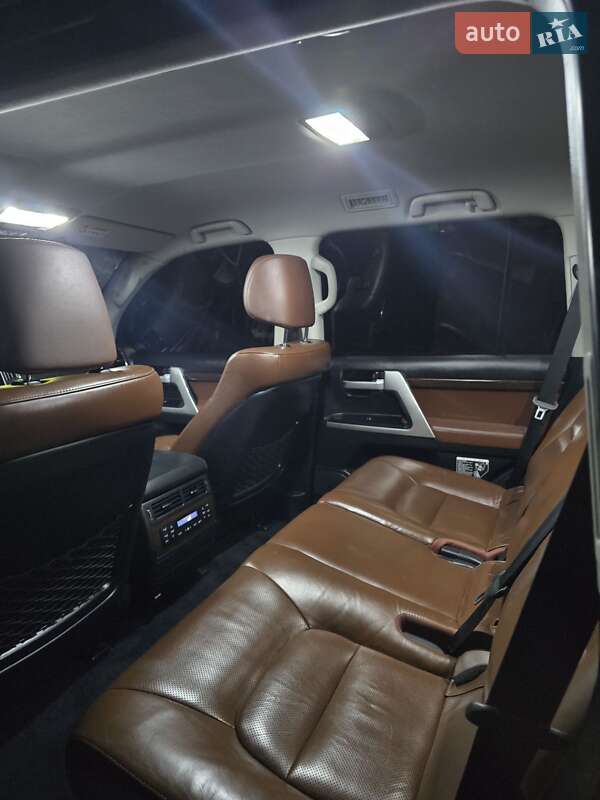 Внедорожник / Кроссовер Toyota Land Cruiser 2018 в Олевске фото 15 Внедорожник / Кроссовер Toyota Land Cruiser 2018 в Олевске