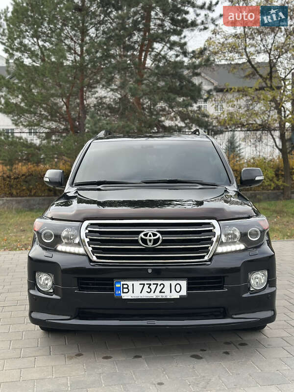 Внедорожник / Кроссовер Toyota Land Cruiser 2012 в Кременчуге