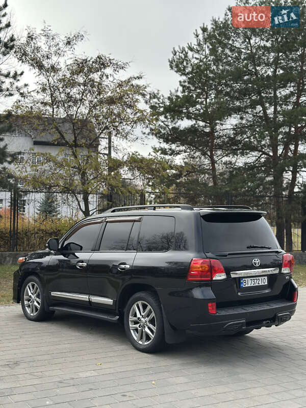 Внедорожник / Кроссовер Toyota Land Cruiser 2012 в Кременчуге