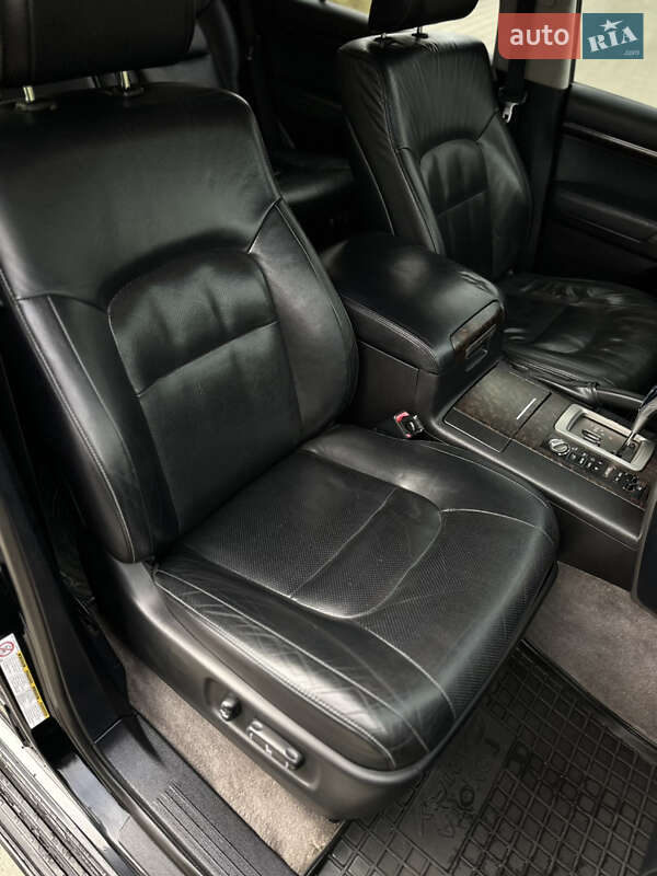 Внедорожник / Кроссовер Toyota Land Cruiser 2012 в Кременчуге