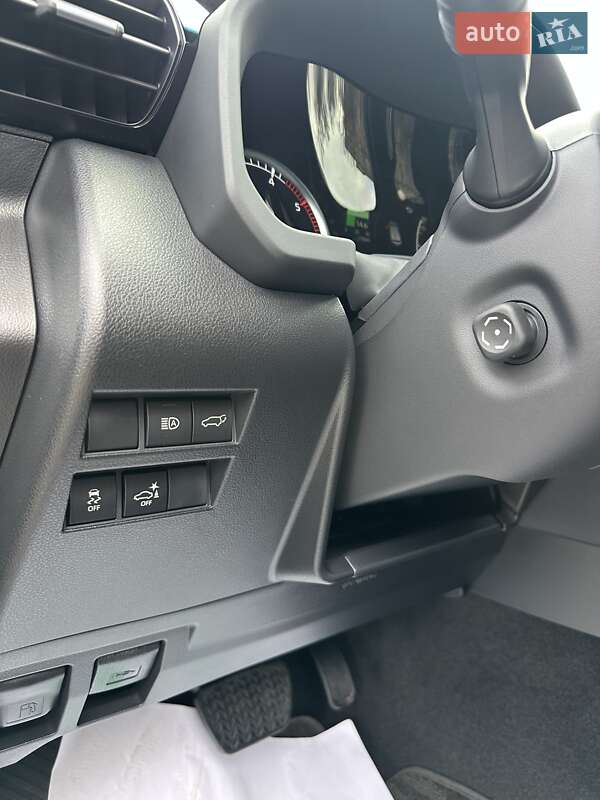 Внедорожник / Кроссовер Toyota Land Cruiser 2023 в Киеве