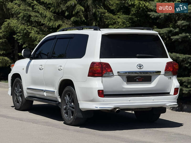 Внедорожник / Кроссовер Toyota Land Cruiser 2011 в Тернополе