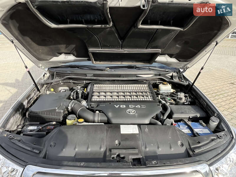 Внедорожник / Кроссовер Toyota Land Cruiser 2008 в Одессе