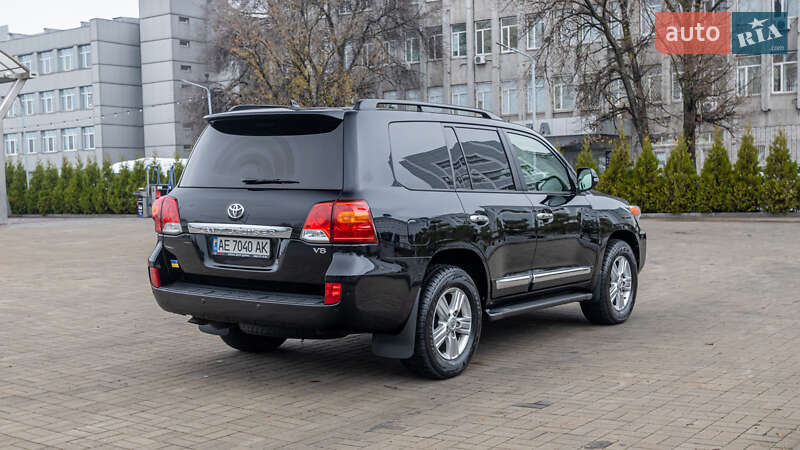 Внедорожник / Кроссовер Toyota Land Cruiser 2014 в Днепре