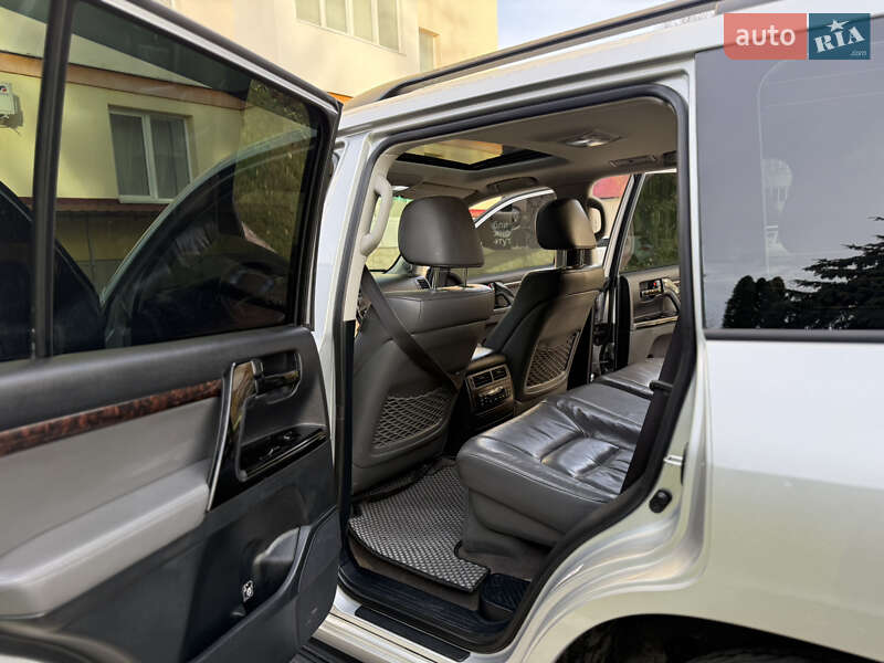 Внедорожник / Кроссовер Toyota Land Cruiser 2008 в Каменец-Подольском