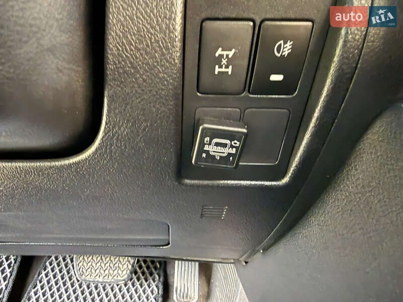 Внедорожник / Кроссовер Toyota Land Cruiser 2008 в Каменец-Подольском