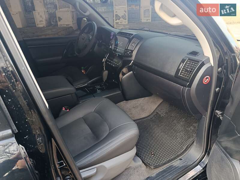 Позашляховик / Кросовер Toyota Land Cruiser 2009 в Первомайську фото 10 Позашляховик / Кросовер Toyota Land Cruiser 2009 в Первомайську