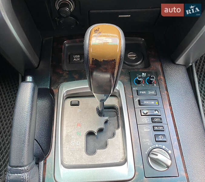 Внедорожник / Кроссовер Toyota Land Cruiser 2012 в Ровно