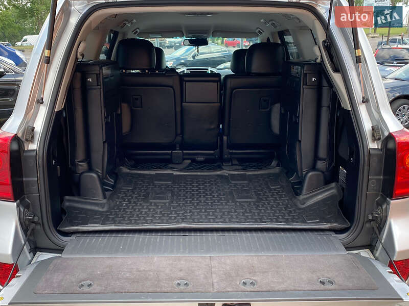 Внедорожник / Кроссовер Toyota Land Cruiser 2012 в Ровно