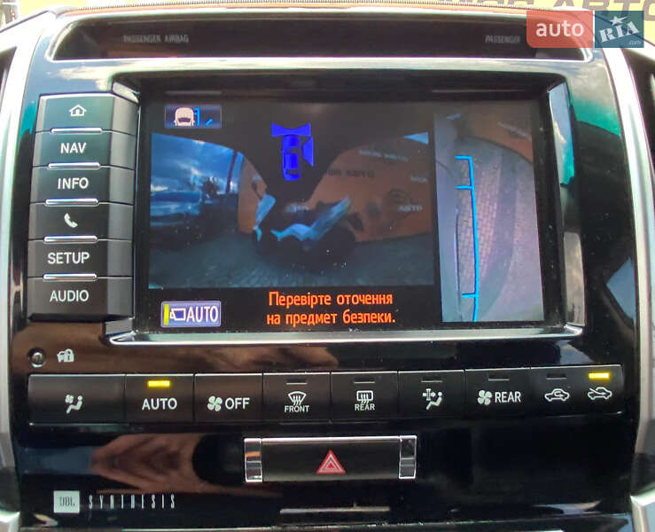 Внедорожник / Кроссовер Toyota Land Cruiser 2012 в Ровно