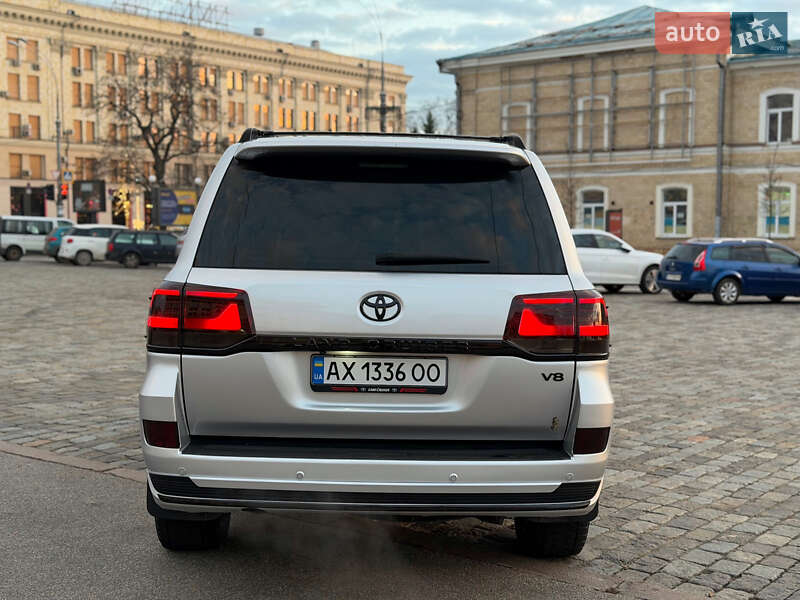 Внедорожник / Кроссовер Toyota Land Cruiser 2008 в Харькове