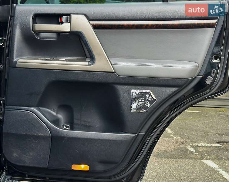 Внедорожник / Кроссовер Toyota Land Cruiser 2008 в Киеве