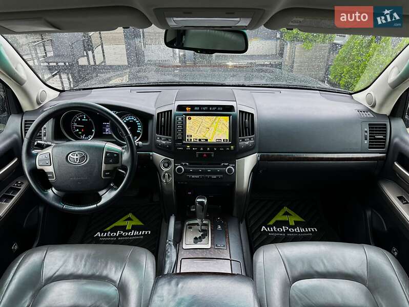 Внедорожник / Кроссовер Toyota Land Cruiser 2008 в Киеве