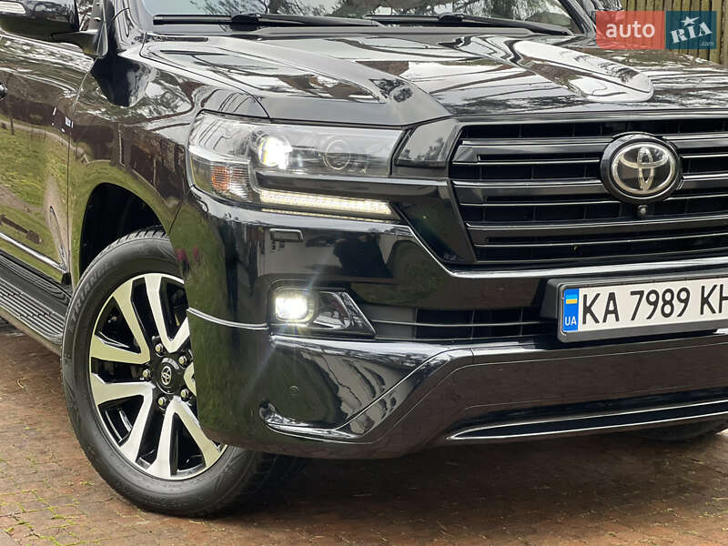 Внедорожник / Кроссовер Toyota Land Cruiser 2015 в Киеве