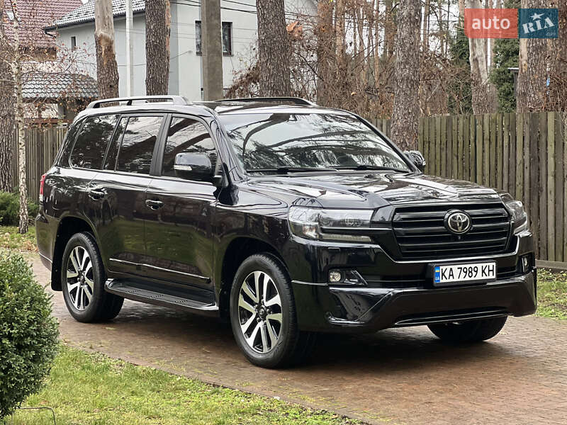 Внедорожник / Кроссовер Toyota Land Cruiser 2015 в Киеве