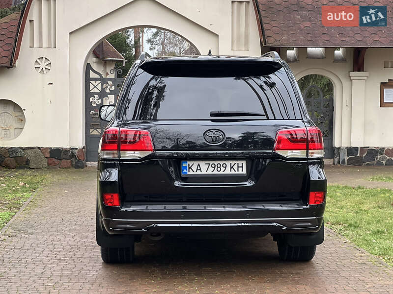 Внедорожник / Кроссовер Toyota Land Cruiser 2015 в Киеве