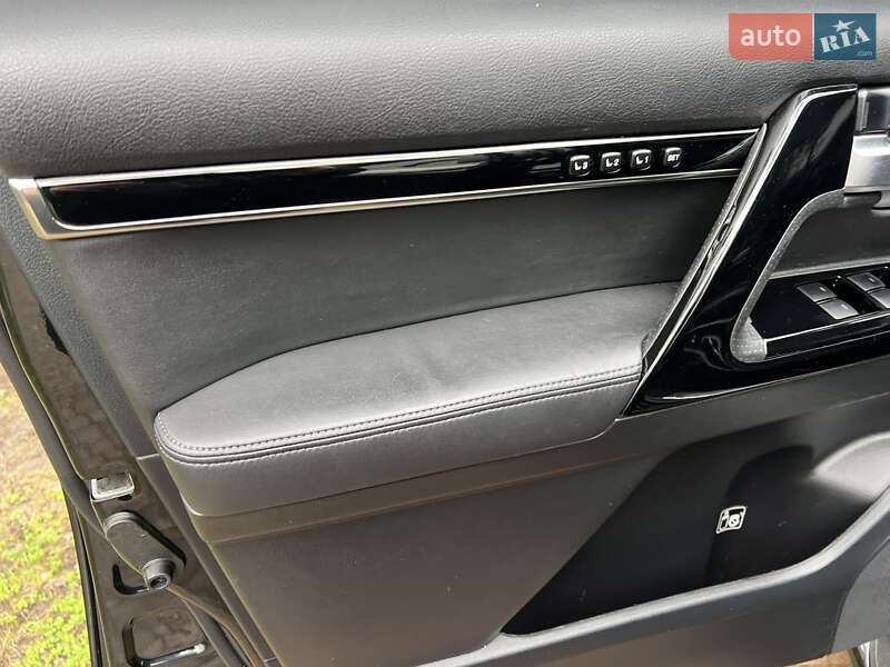 Внедорожник / Кроссовер Toyota Land Cruiser 2015 в Киеве