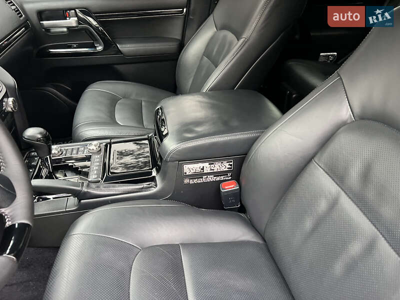 Внедорожник / Кроссовер Toyota Land Cruiser 2015 в Киеве