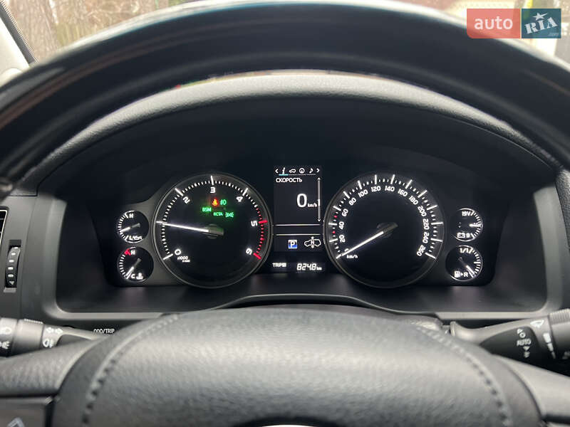 Внедорожник / Кроссовер Toyota Land Cruiser 2015 в Киеве