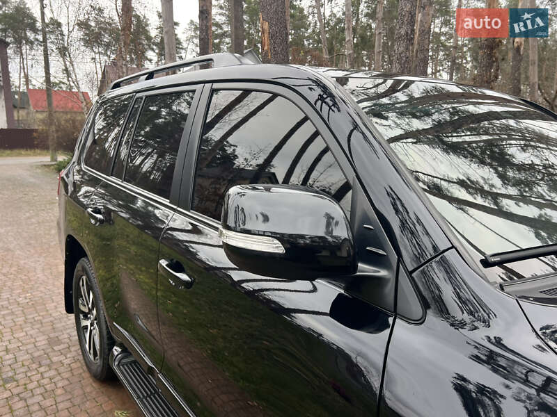 Внедорожник / Кроссовер Toyota Land Cruiser 2015 в Киеве