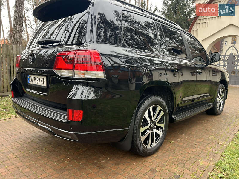 Внедорожник / Кроссовер Toyota Land Cruiser 2015 в Киеве