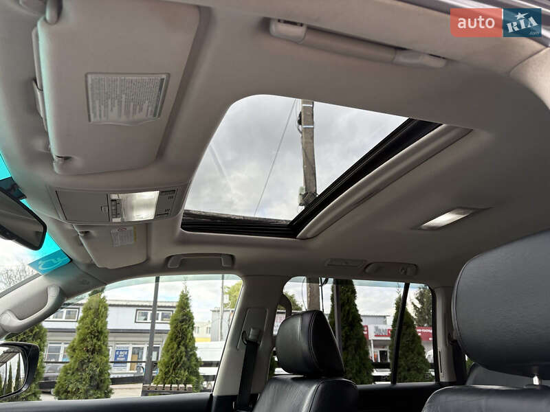 Внедорожник / Кроссовер Toyota Land Cruiser 2012 в Каменец-Подольском